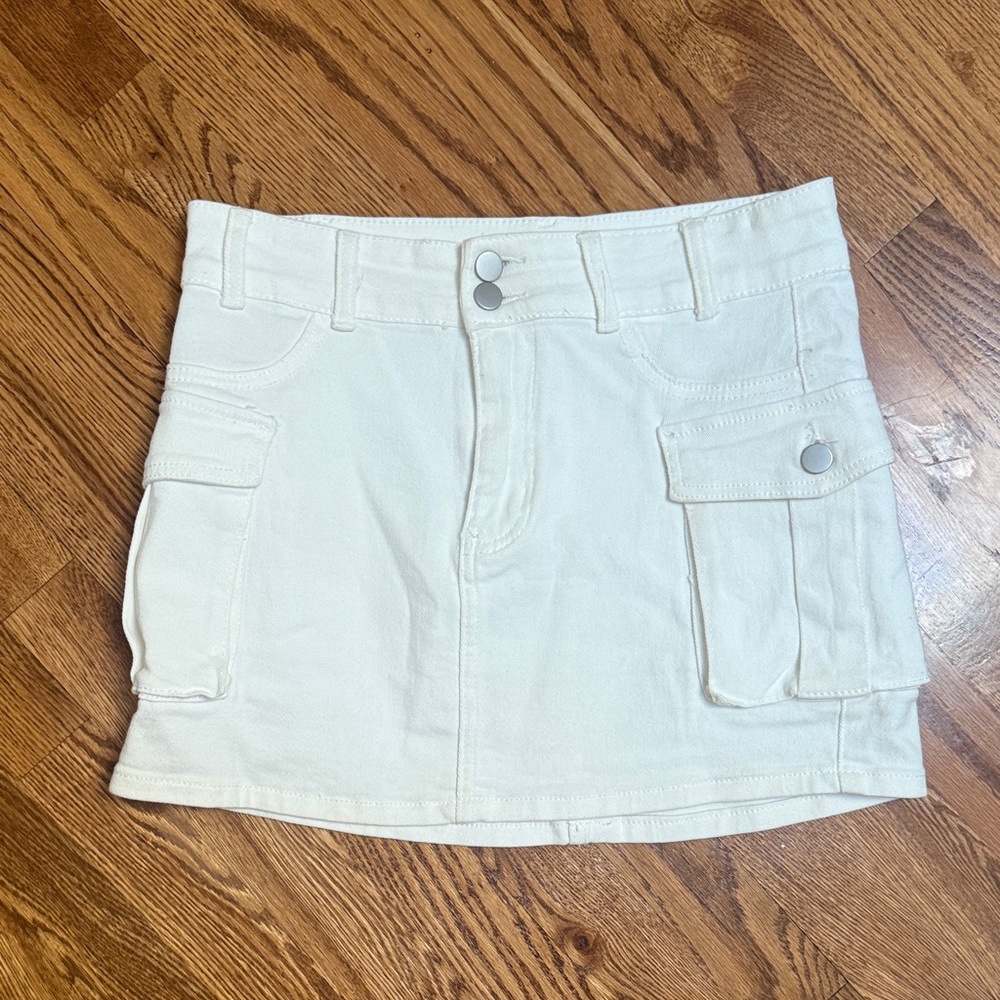 Women's White Cargo Shorts